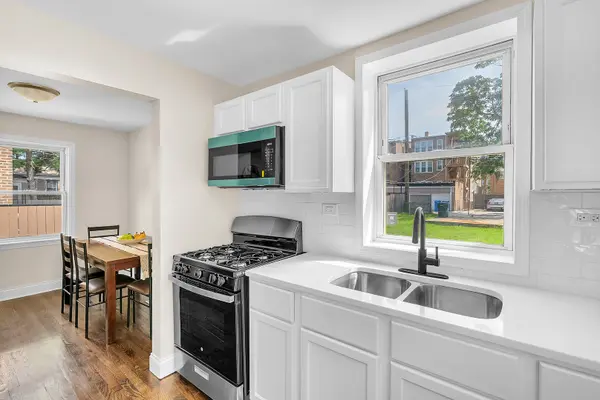 7319 S Talman AVE, Chicago, IL 60629