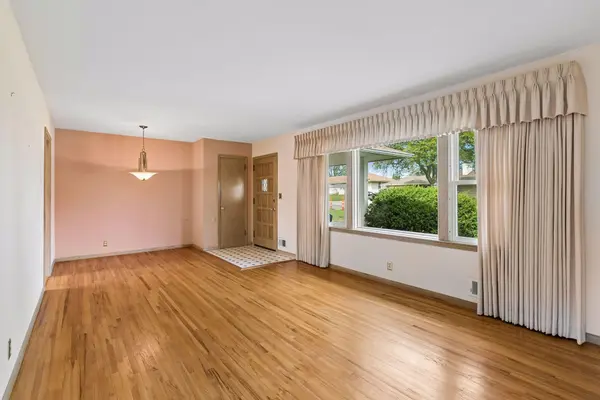 7105 W 23rd ST, Saint Louis Park, MN 55426