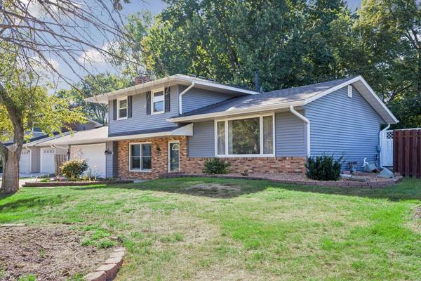 2442 Orchard LN, White Bear Lake, MN 55110