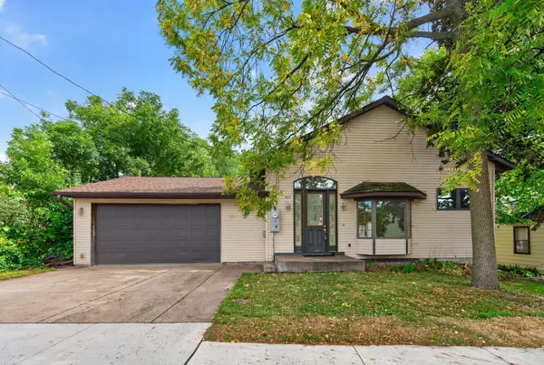 412 Hazel ST N, Saint Paul, MN 55119