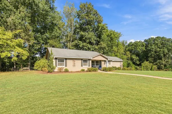 706 Westwood Dr, Mcminnville, TN 37110
