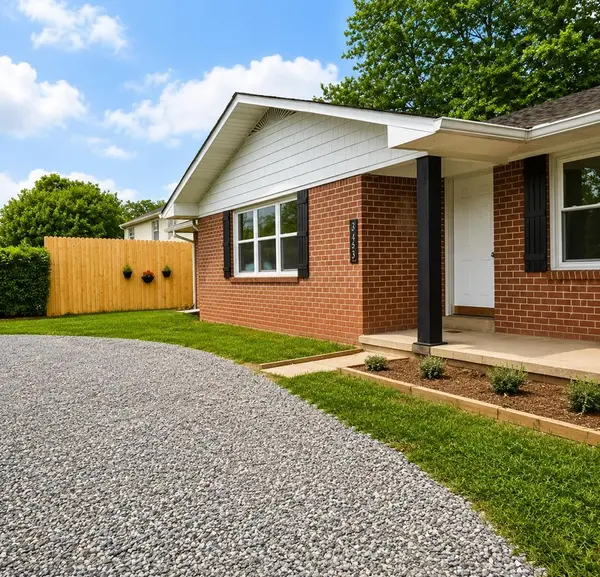 250 E 16th St #E, Cookeville, TN 38501