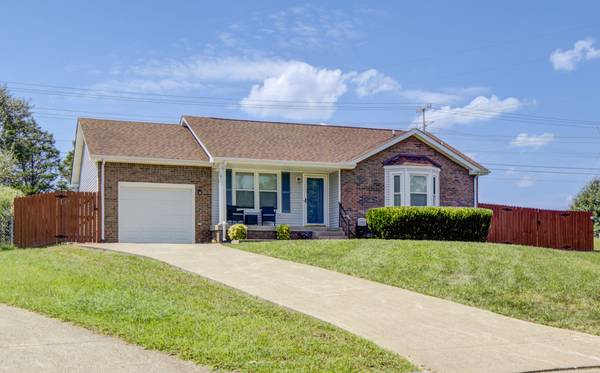202 Bradley Ct, Clarksville, TN 37043