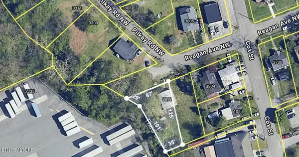 3812 Reagan Ave, Knoxville, TN 37919