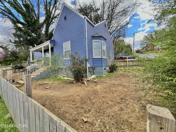 1900 Victoria Ave, Knoxville, TN 37915