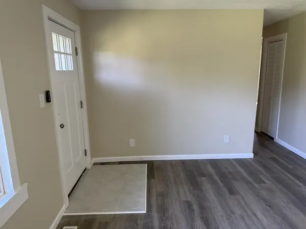 3015 Greenhill Dr, Centerville, TN 37033