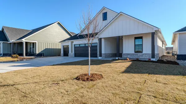 4542 N Sandkey St, Wichita, KS 67204