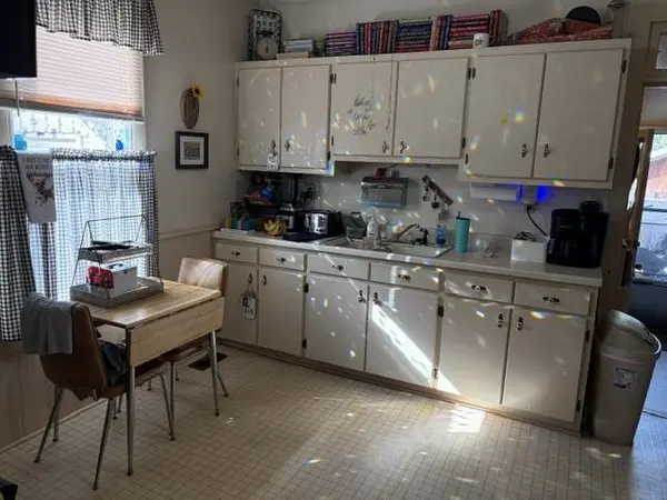 314 E 7th, Newton, KS 67114