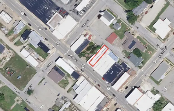 113 E Main ST, Willow Springs, MO 65793