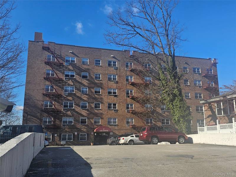 47 Alta AVE #4D, Yonkers, NY 10705