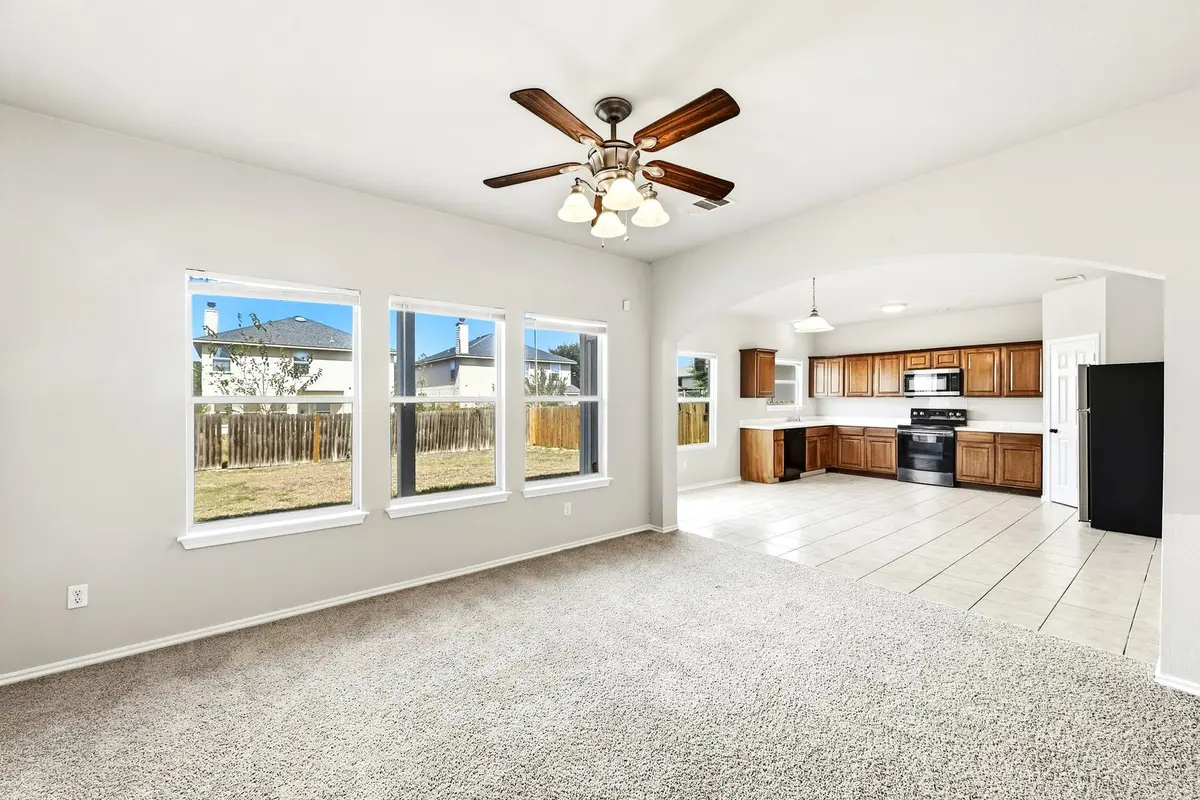 13316 Marie LN, Manor, TX 78653