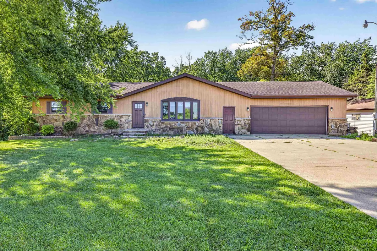 W487 COUNTY RD UU, Kaukauna, WI 54130-7849