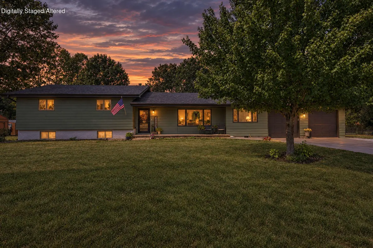 1119 Terrace DR, Aurora, MO 65605