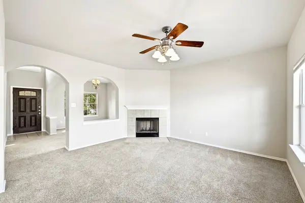13316 Marie LN, Manor, TX 78653