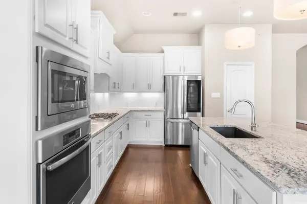 621 Judge Fisk DR, Leander, TX 78641