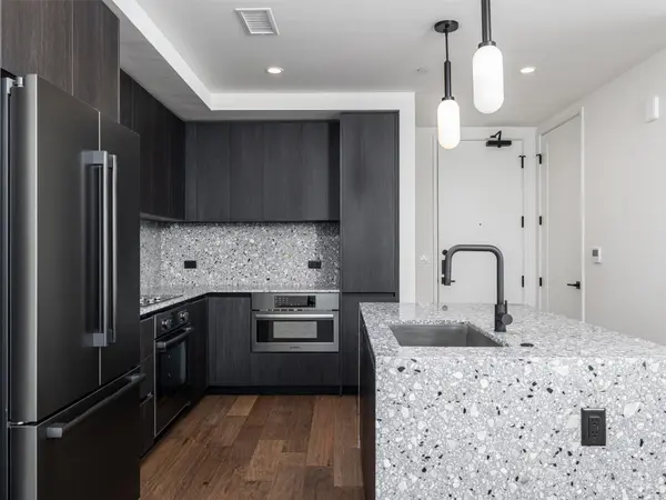 84 East Ave #2002, Austin, TX 78701