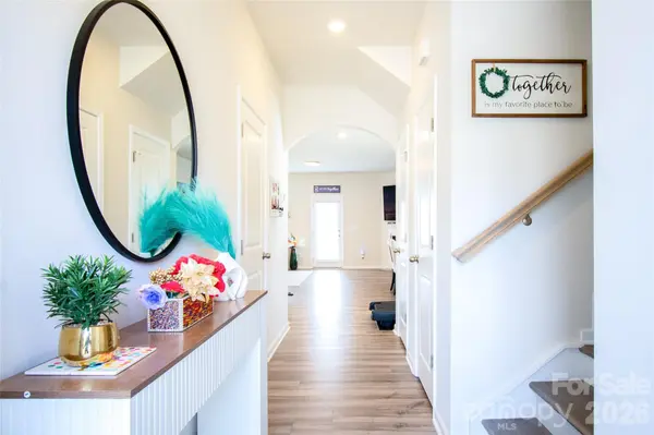 6016 Chelsea Oaks RDG, Tega Cay, SC 29708