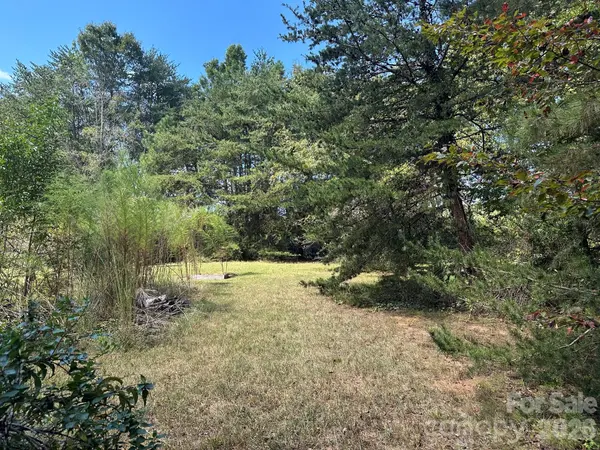 4905 Surfwood DR, Sherrills Ford, NC 28673