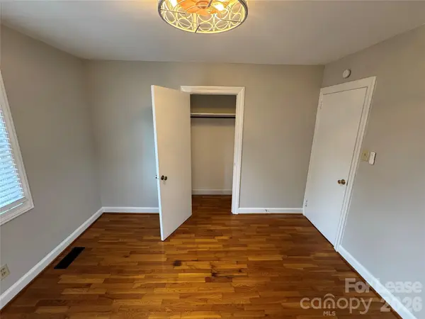 2112 Stewart AVE N, Newton, NC 28658