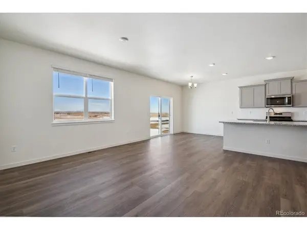 43073 Castle Stuart, Elizabeth, CO 80107