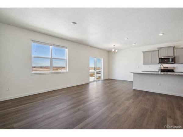 43073 Castle Stuart, Elizabeth, CO 80107