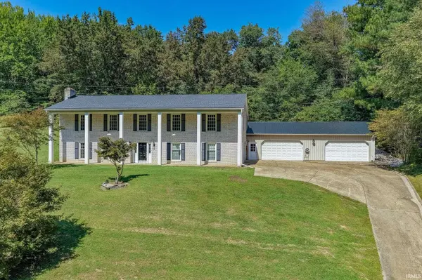 6621 Cochise DR, Evansville, IN 47720-2768