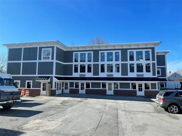 42 N Main ST #3, Florida, NY 10921