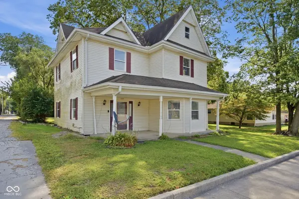 105 N Indiana ST, Roachdale, IN 46172