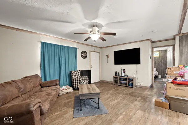 165 N 4th ST, Scottsburg, IN 47170