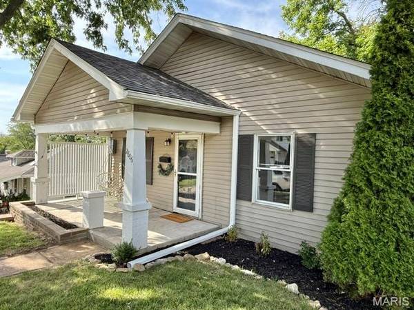 2806 McKinley ST, Hannibal, MO 63401