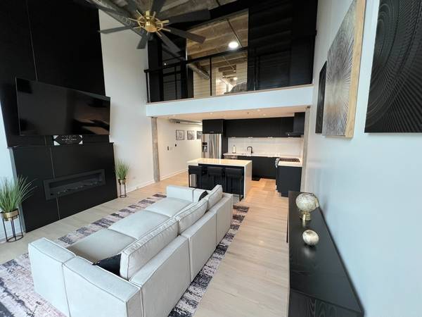 2545 S Dearborn ST #520, Chicago, IL 60616
