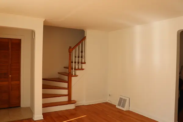 1859 N Nashville AVE, Chicago, IL 60707