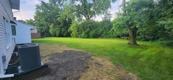 1421 Lawrence Crescent, Flossmoor, IL 60422