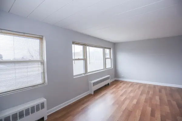 5653 N CHRISTIANA AVE #3N, Chicago, IL 60659