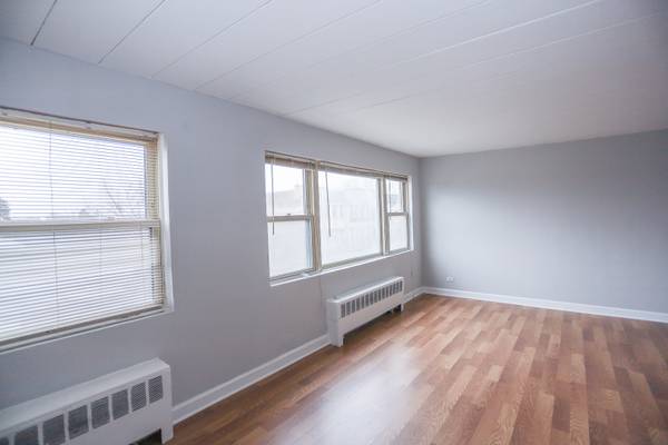 5653 N CHRISTIANA AVE #3N, Chicago, IL 60659