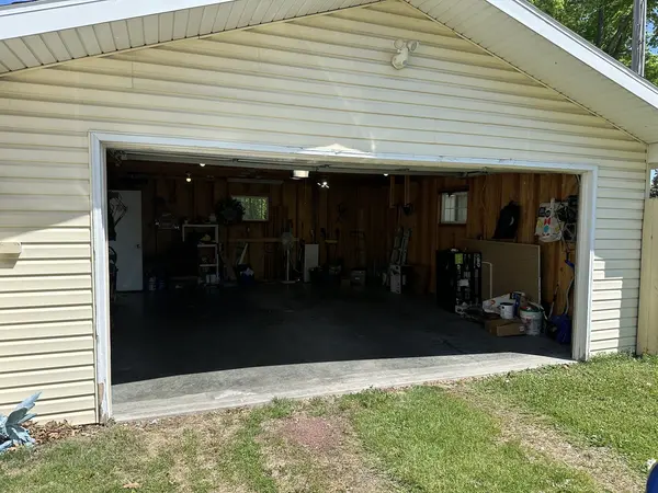 102 E GROVE ST, Streator, IL 61364