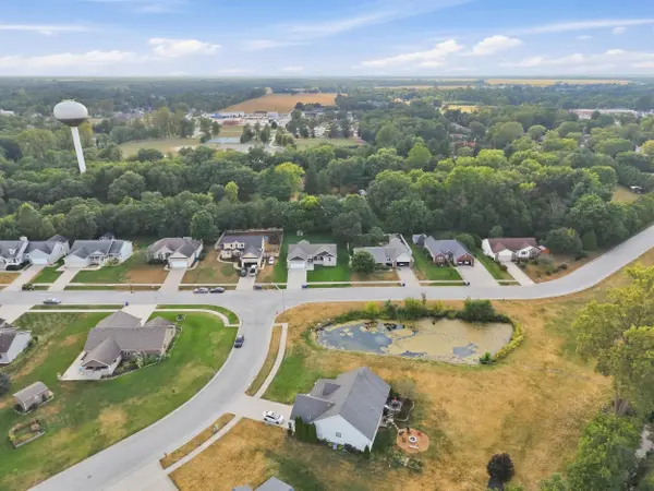 234 Elderberry ST, Demotte, IN 46310