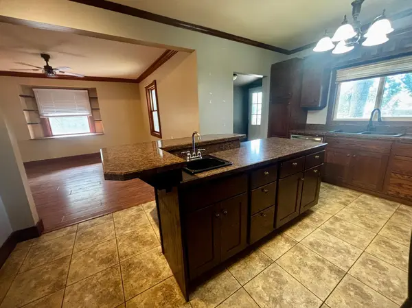 708 S Hiawatha AVE, Pipestone, MN 56164