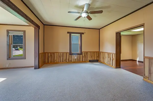 218 W 3rd ST, Fairmont, MN 56031
