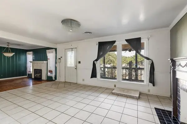1004 NW Laird AVE, Lawton, OK 73507