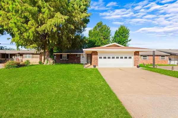 3805 N Eagle LN, Bethany, OK 73008