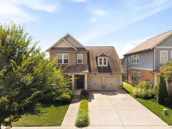 120 Kinsley Way, Hendersonville, TN 37075