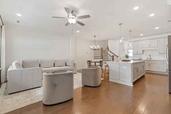3198 Sassafras Ln, Thompsons Station, TN 37179