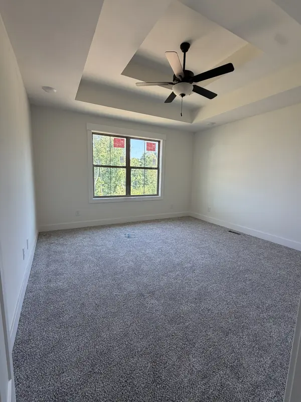 907 Bankside Dr, Clarksville, TN 37043