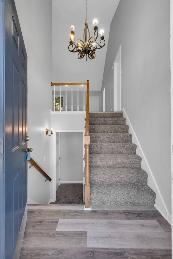 2270 Ermine Dr, Clarksville, TN 37043