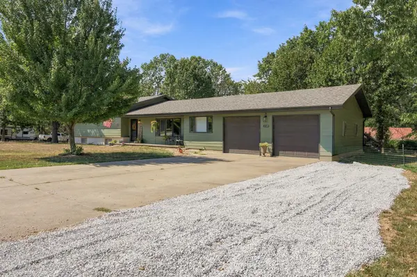 1119 Terrace DR, Aurora, MO 65605
