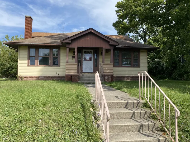 1000 E 8th ST, Muncie, IN 47302