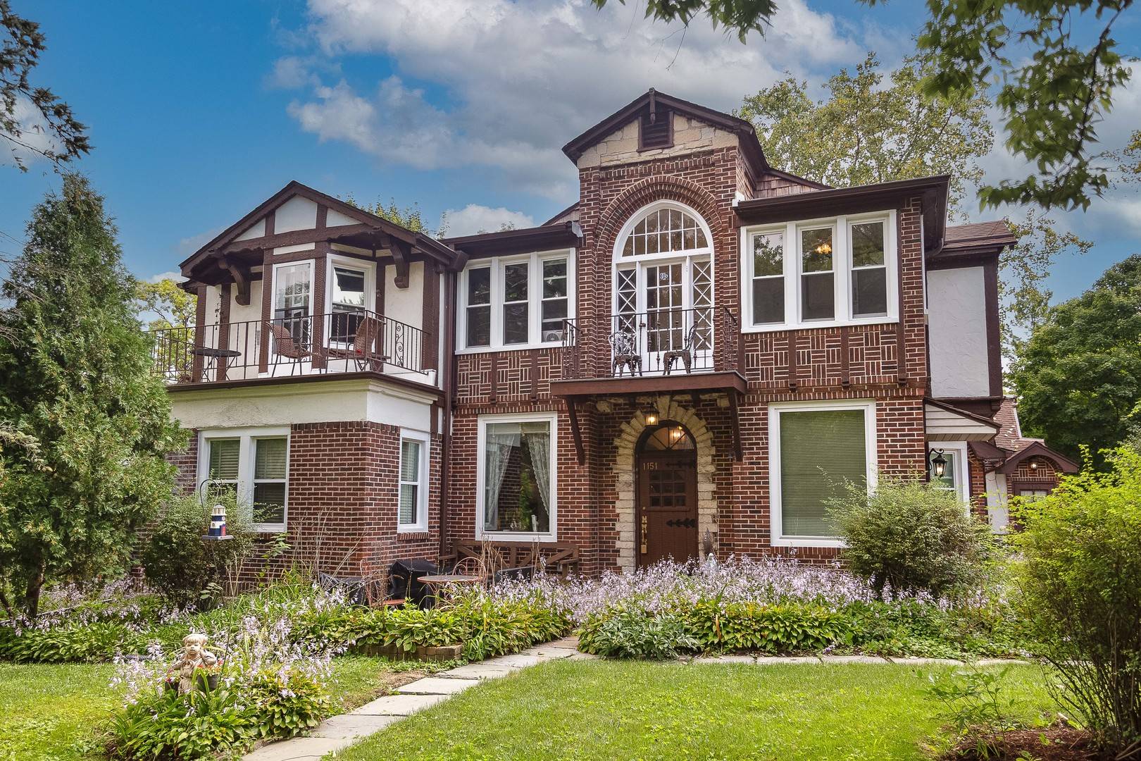 1155 Saint Johns AVE #D, Highland Park, IL 60035