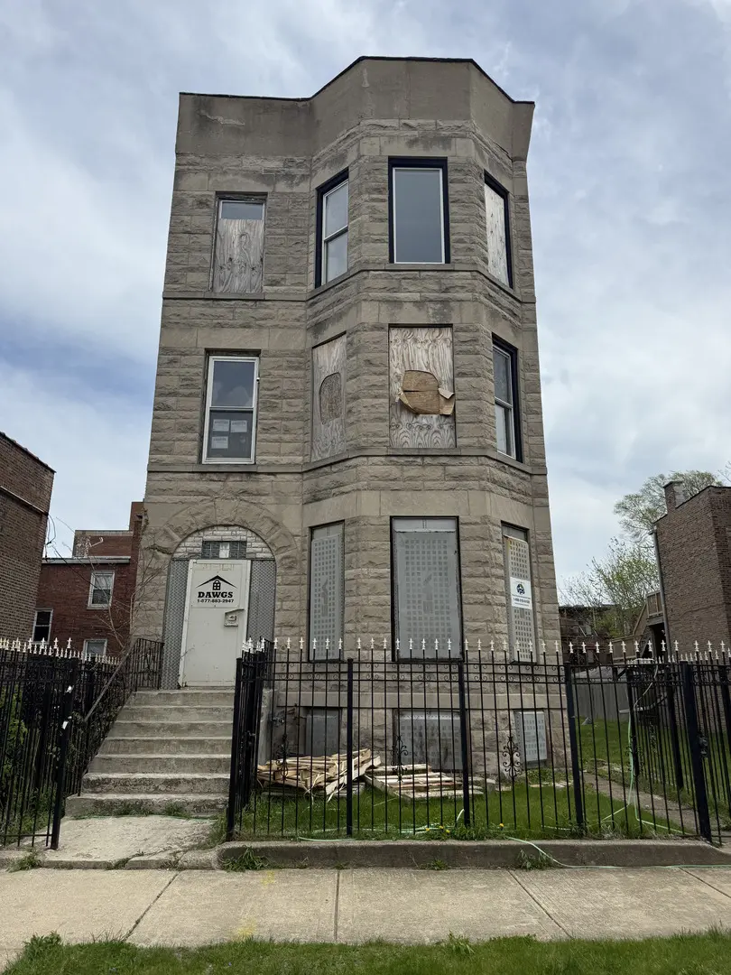 5813 S Wabash AVE, Chicago, IL 60637