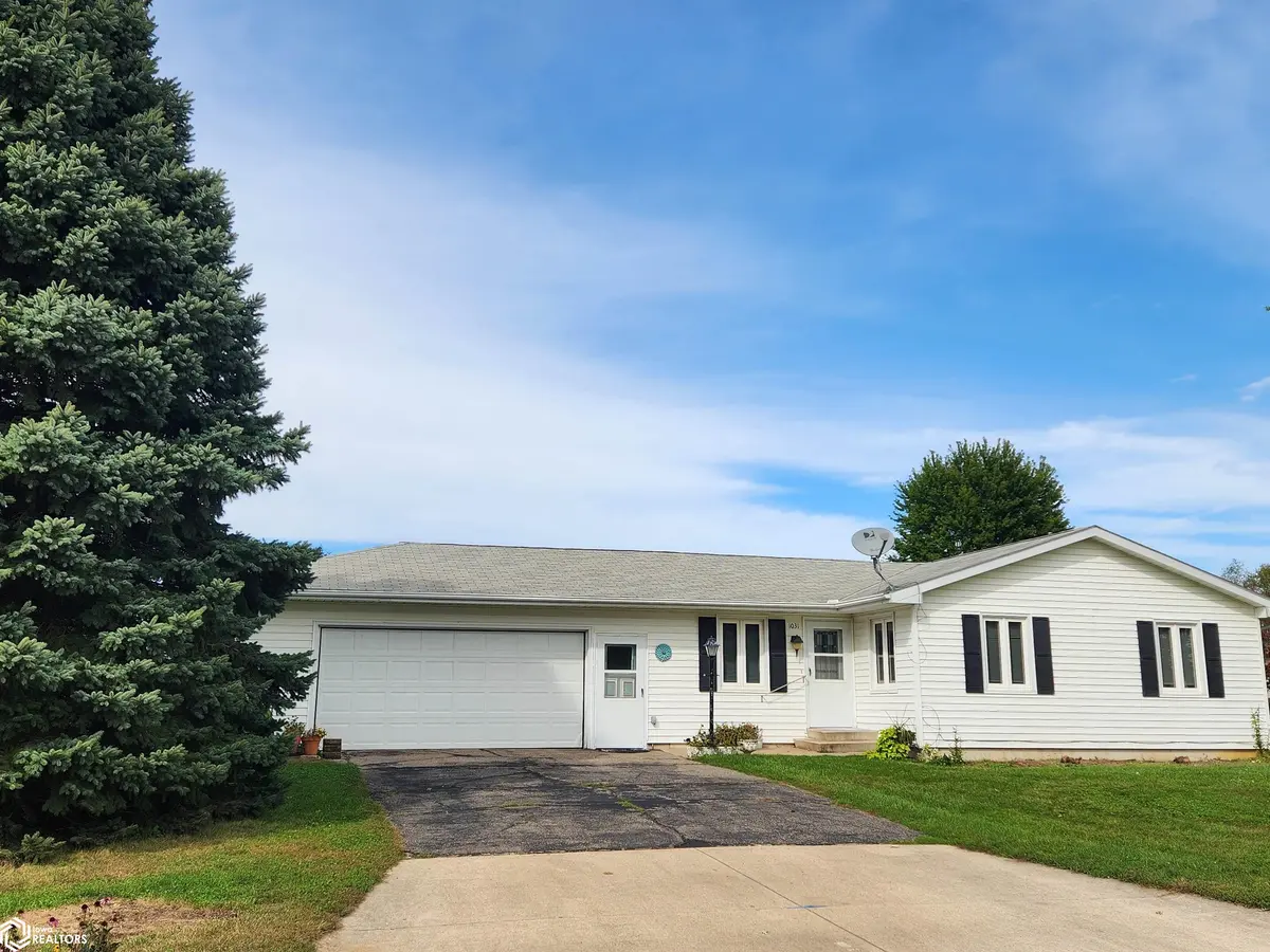 1031 Heritage DR, Osage, IA 50461